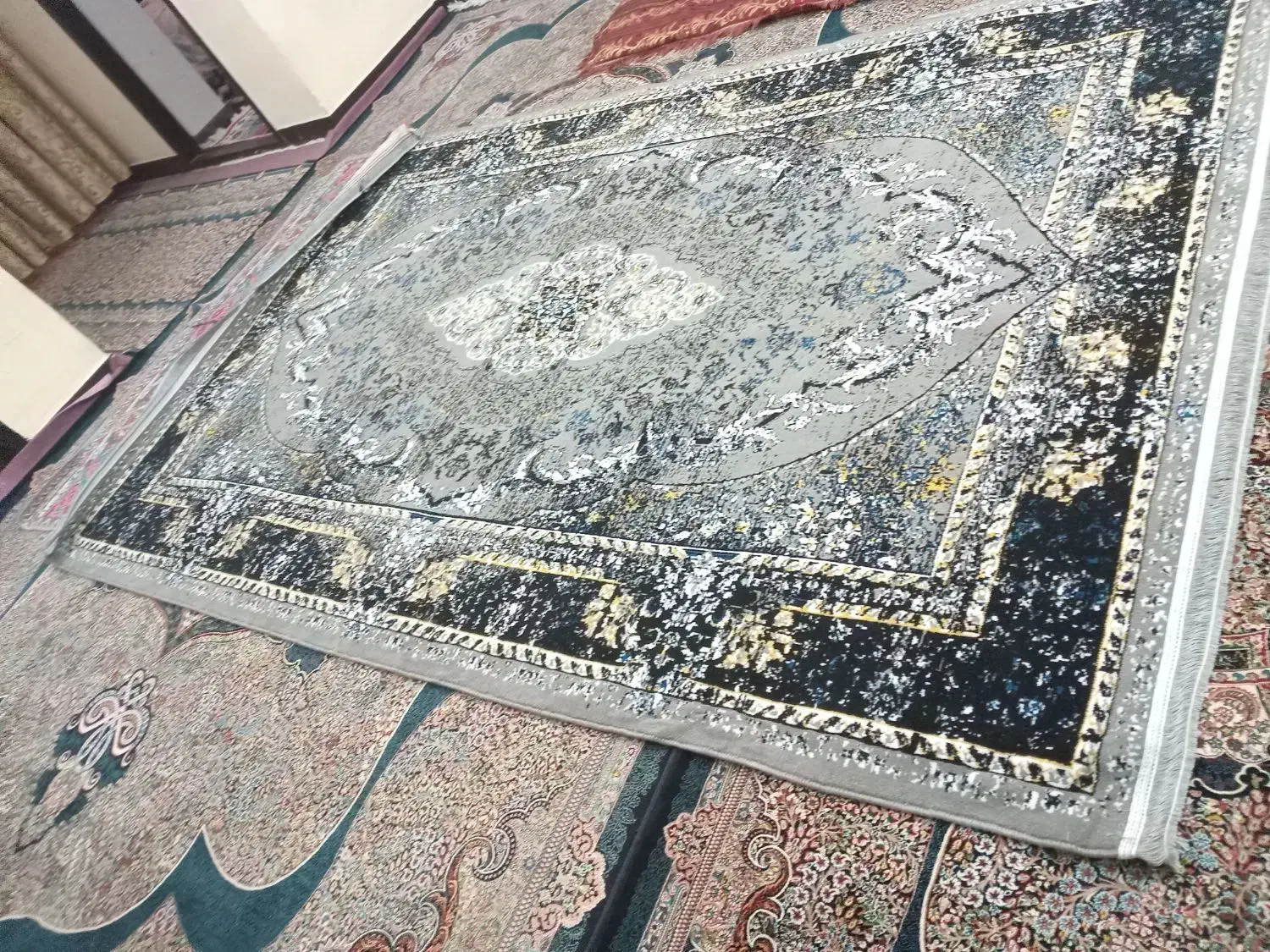 فرش 2در 3|فرش|جیرفت, |دیوار