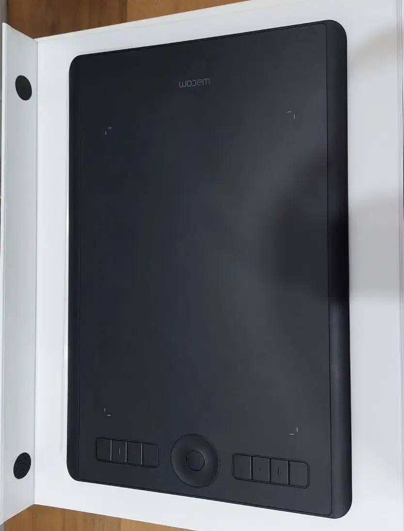 قلم نوری wacom intuos pro medium|قطعات و لوازم جانبی رایانه|کرج, گوهردشت|دیوار