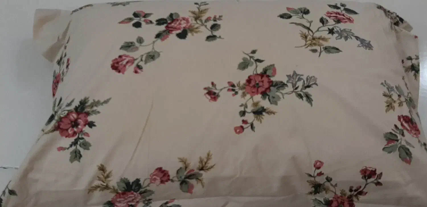 تشک و بالش پنبه|رختخواب، بالش، پتو|مشهد, شهید بهشتی|دیوار