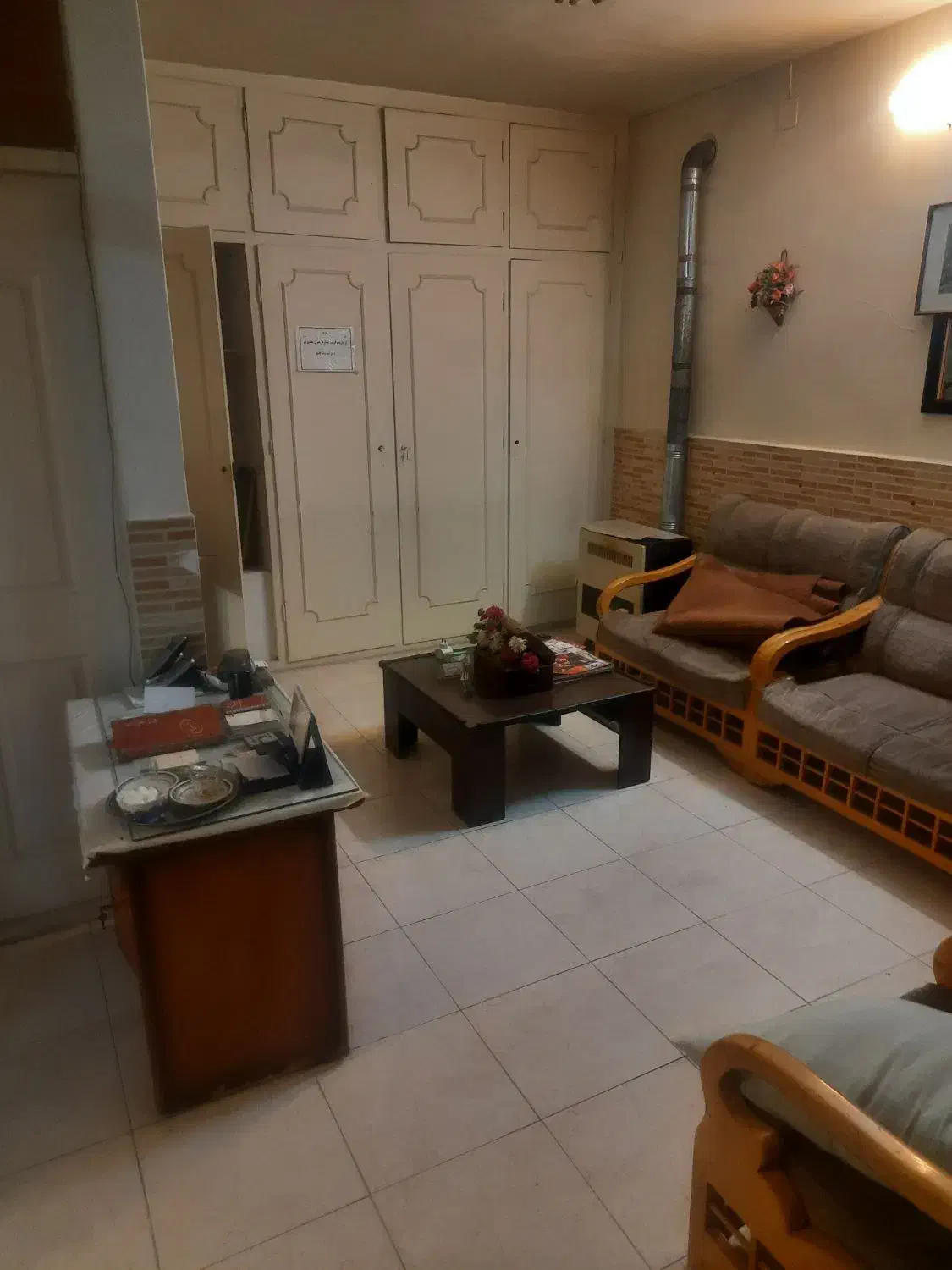 خانه دربستی ۱۰۰متری خیابان اصلی