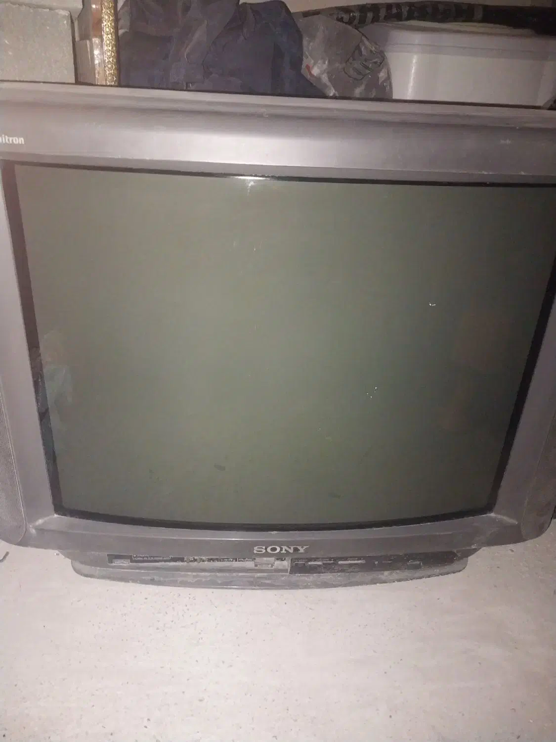 تلوزیون سونی قدیمی|تلویزیون و پروژکتور|خمینی‌شهر, |دیوار