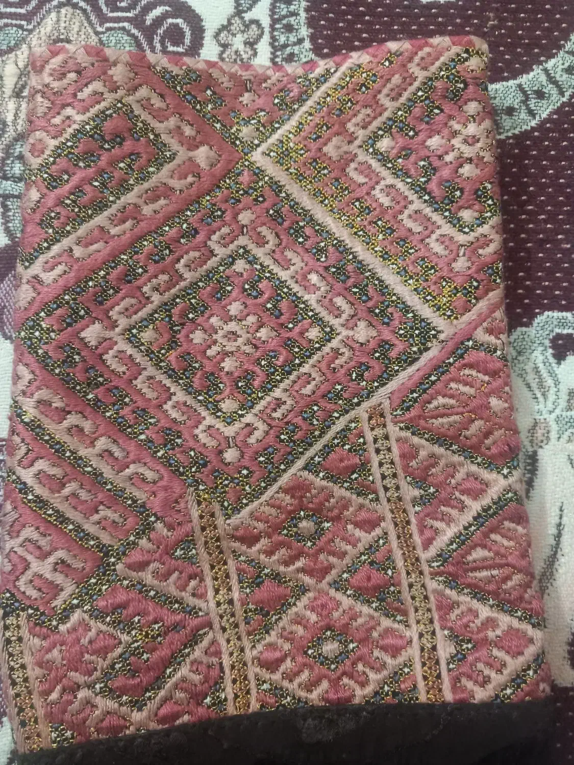 سرتیوپ آینه کریشی با کاموا|لباس|فهرج, |دیوار