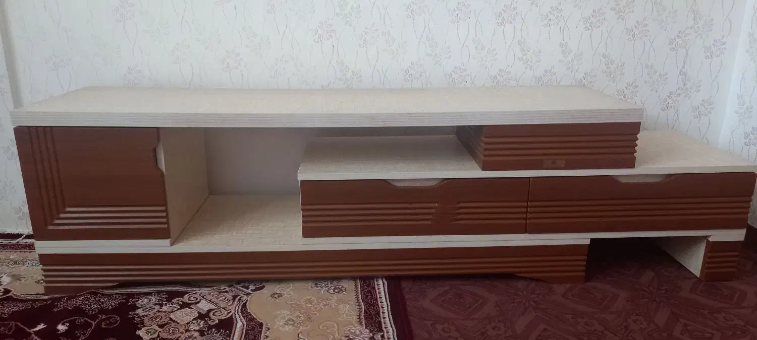 میز  تی‌وی|میز تلویزیون|اشتهارد, |دیوار