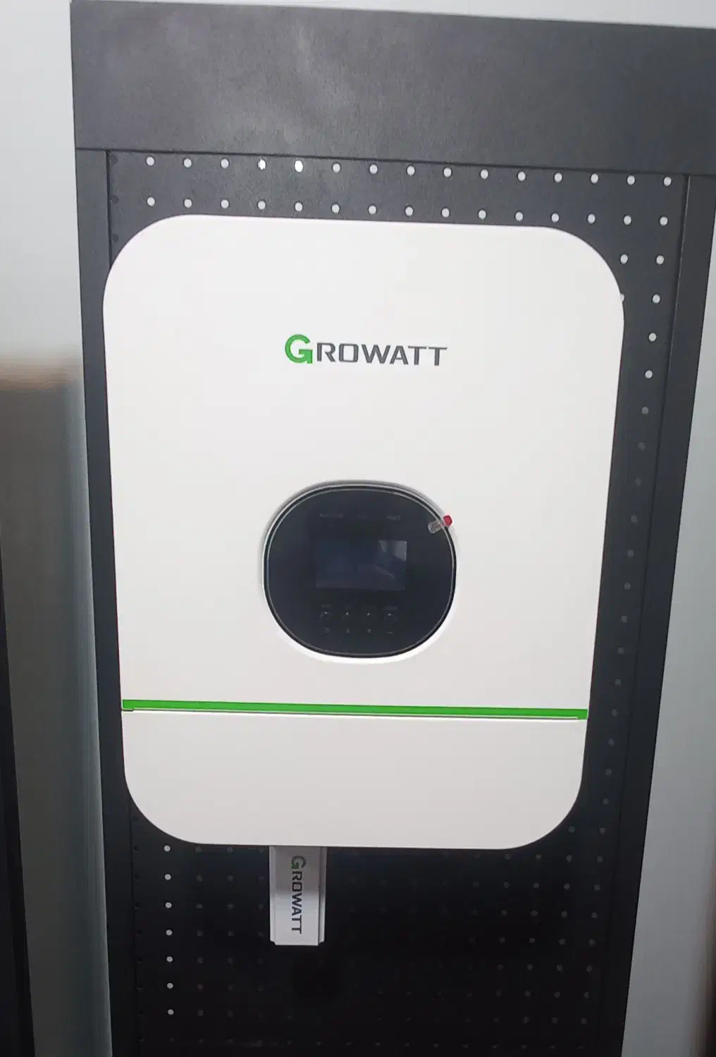 برق اضطراری/ سانورتر 3KW گرووات Growatt SPF 3000|عمدهفروشی|رشت, دروازه لاکان|دیوار