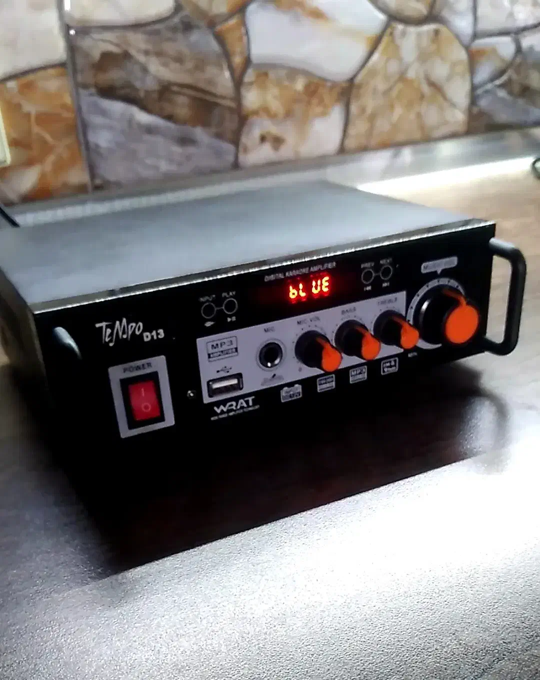 انواع آملیفایرهای خانگی و اداری دستساز و شرکتی|سیستم صوتی خانگی|سنندج, |دیوار