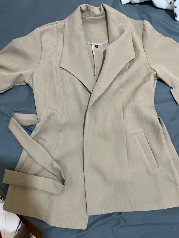 مانتو|لباس|اراک, |دیوار