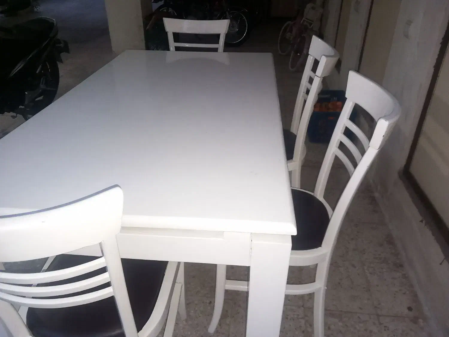 میز و صندلی|میز و صندلی غذاخوری|آستارا, |دیوار