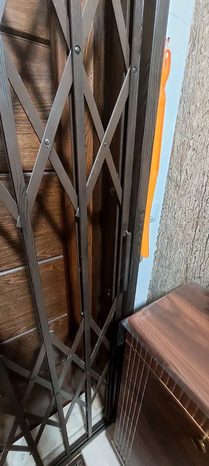 درب آکاردیونی|مصالح و تجهیزات ساختمان|اصفهان, عسگریه|دیوار