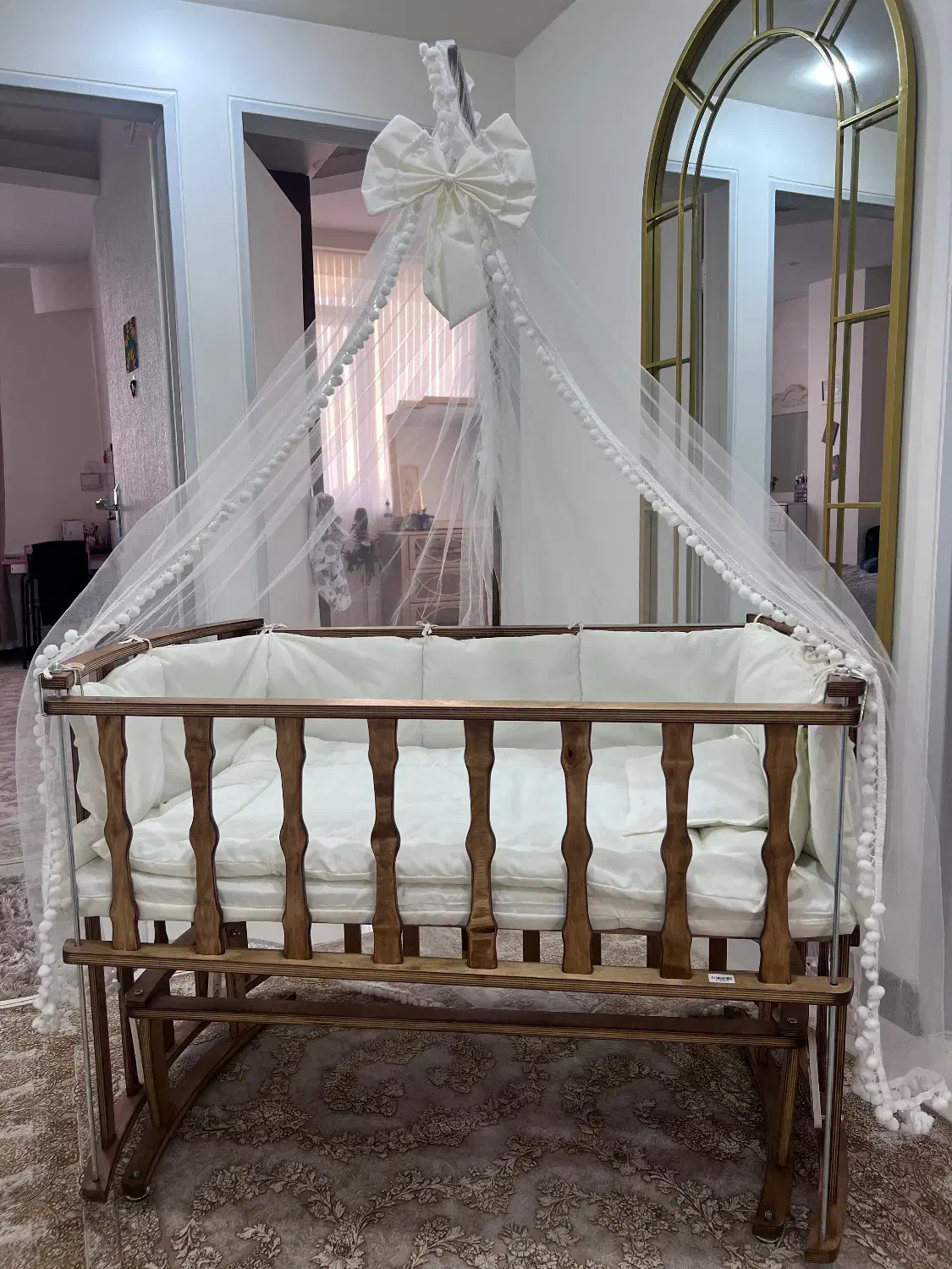 تخت نوزاد کنار مادر|تخت و صندلی بچه|شهریار, شهرک وائین|دیوار