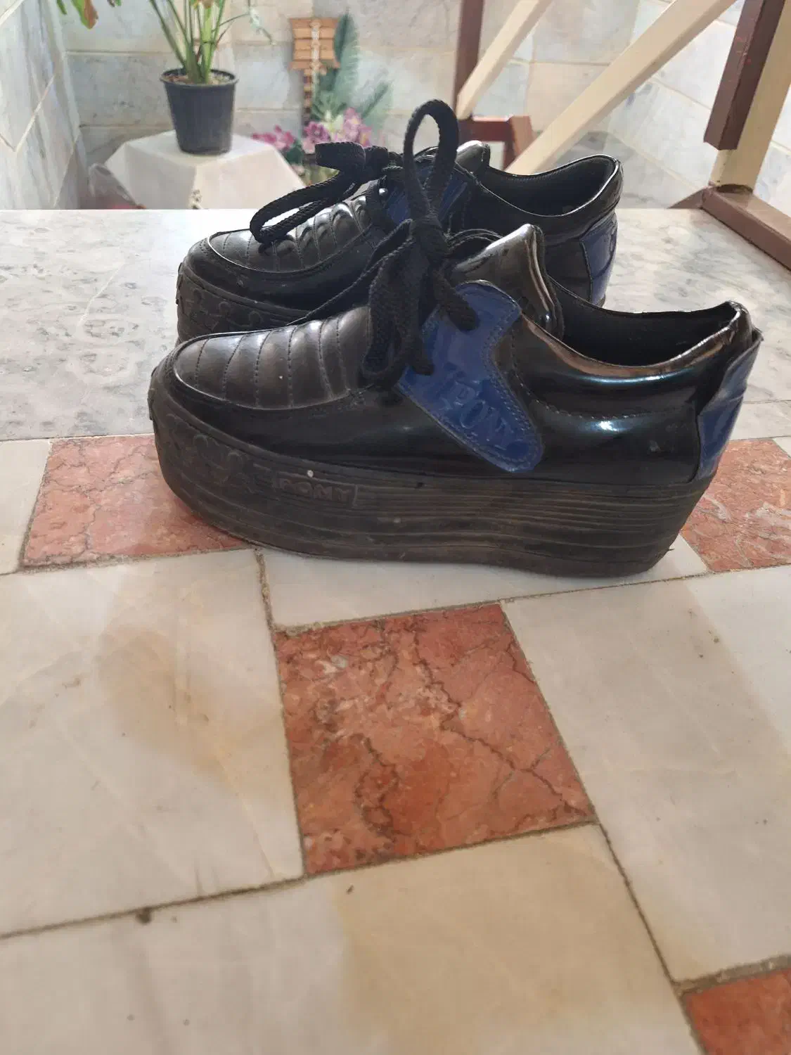 کفش و صندل و پوتین|کیف، کفش، کمربند|رباطکریم, رباطکریم|دیوار