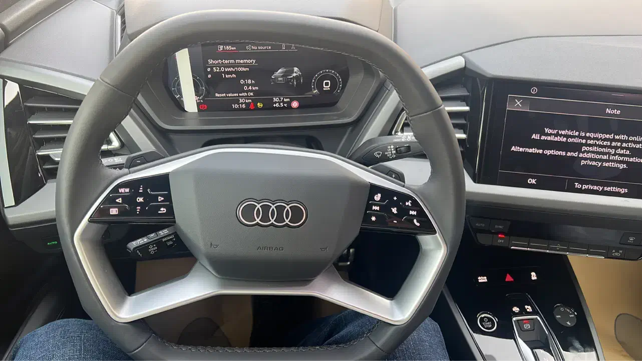 Audi Q5 etron|خودرو سواری و وانت|شیراز, حومه شیراز|دیوار