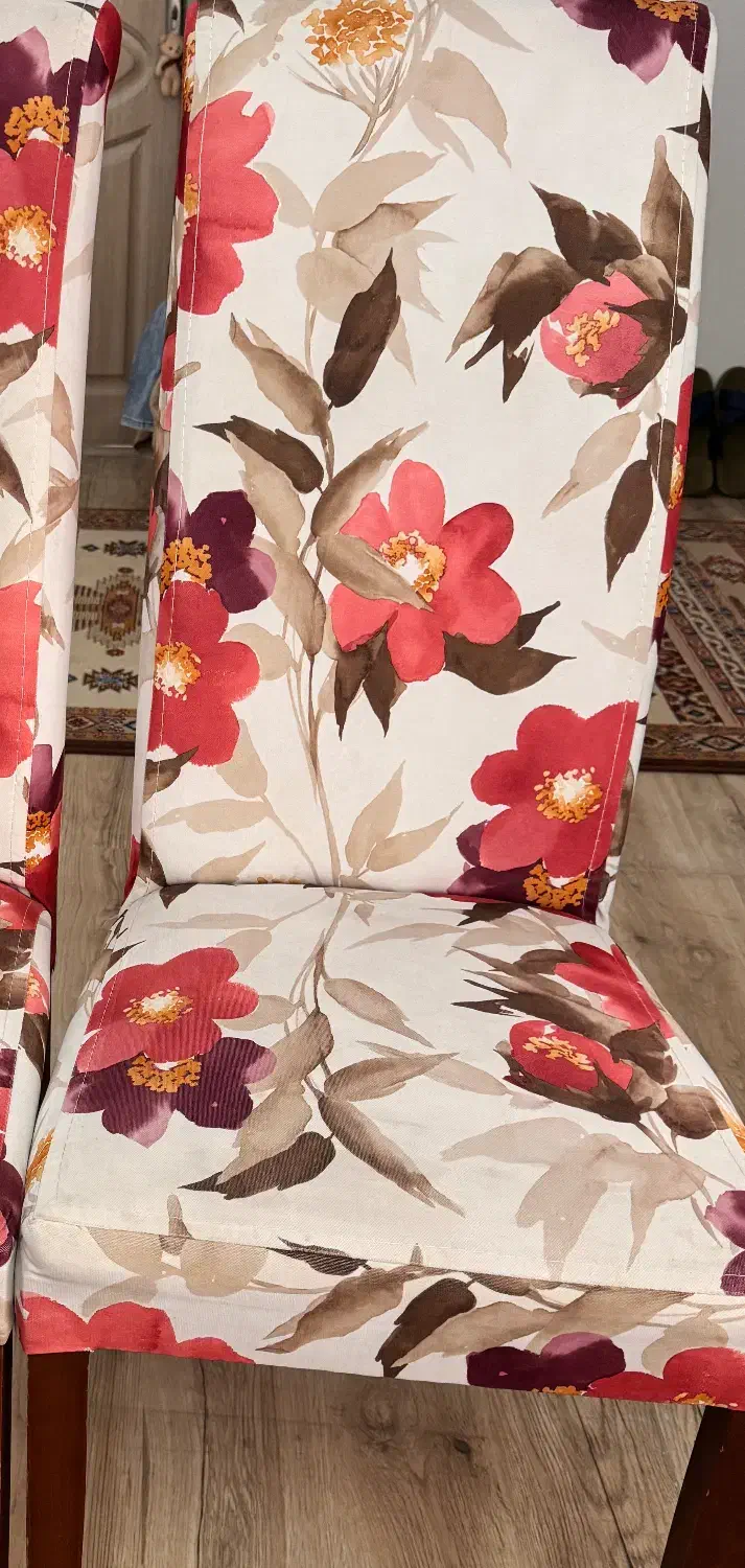 صندلی|میز و صندلی غذاخوری|لاهیجان, لیالستان|دیوار