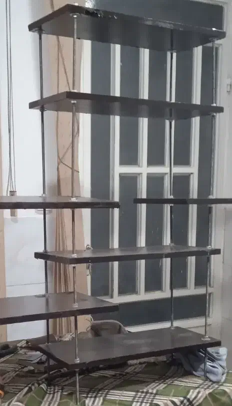 دکورهمه کاره، سبک باطراحی آهن وام دی اف|کتابخانه، شلف، قفسههای دیواری|یزد, |دیوار