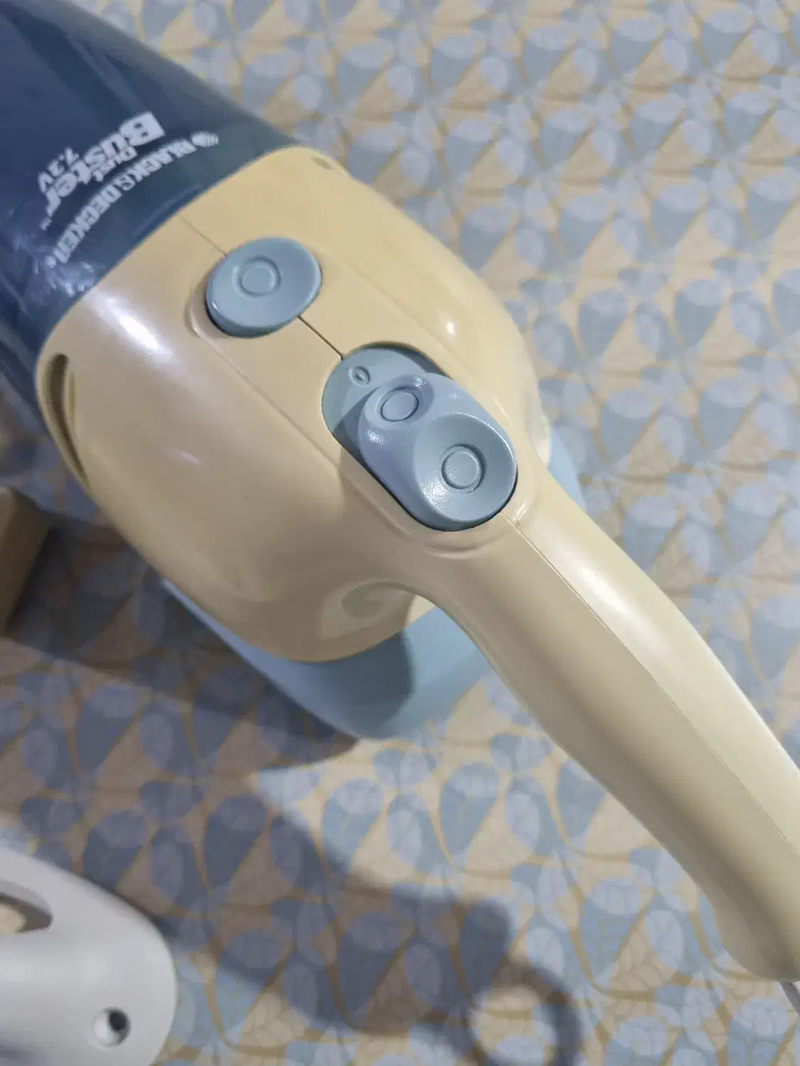 جارو شارژی مارک بلک اند دکر اصل کاملا سالم|جاروبرقی، جارو شارژی، بخارشو|آمل, |دیوار