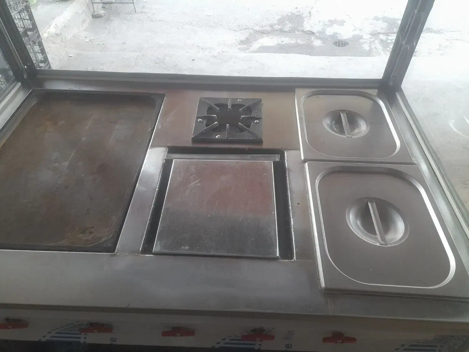 یخچال استاد فر و تعدادی وسایل|فروشگاه و مغازه|کرمانشاه, |دیوار