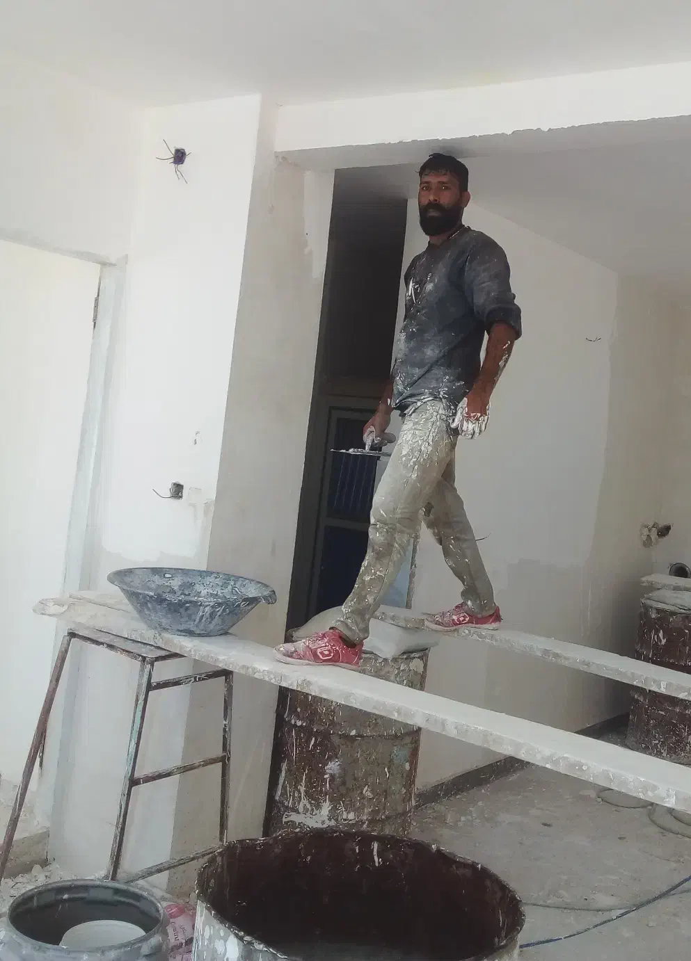 استاد کار سفید کاری پلاستر و...|خدمات پیشه و مهارت|بانش, |دیوار