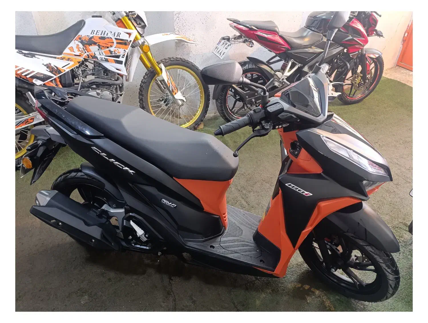 کلیک180هانی مدل1403 **نقد و اقساط**|موتورسیکلت|اصفهان, طاحونه|دیوار