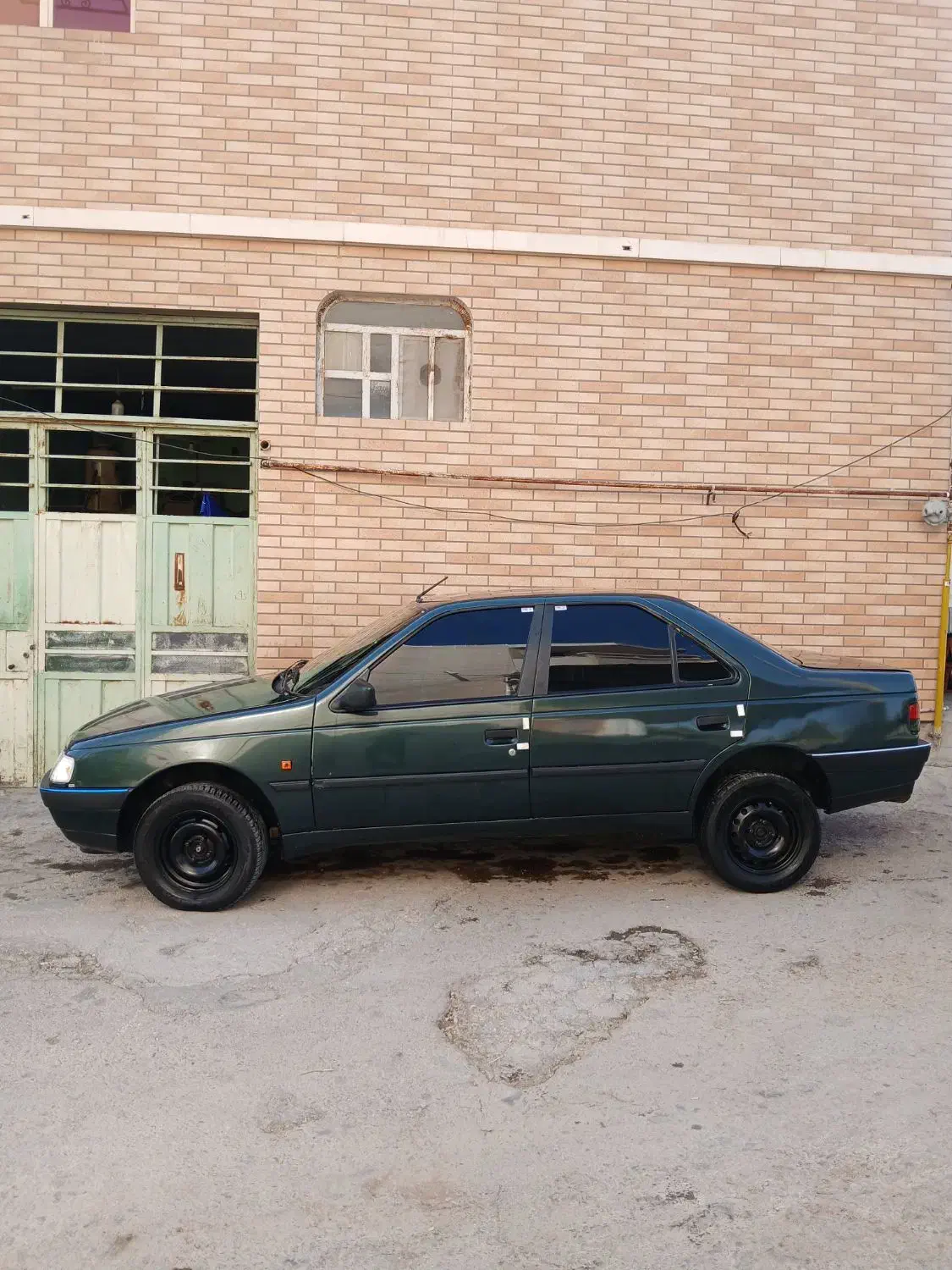 پژو ۴۰۵|خودرو سواری و وانت|باغ ملک, |دیوار