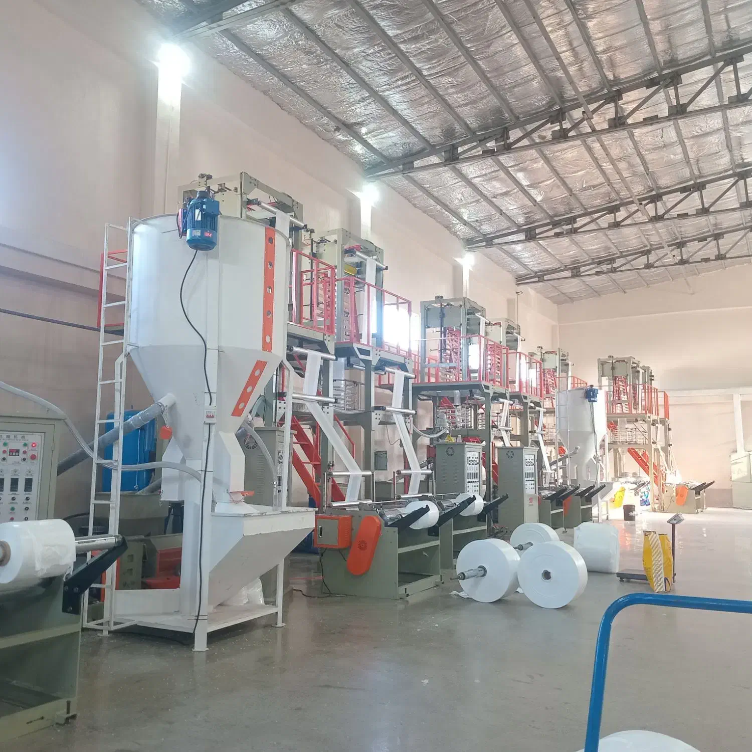 تولید کار نایلون|استخدام صنعتی، فنی، مهندسی|تهران, ارامنه|دیوار