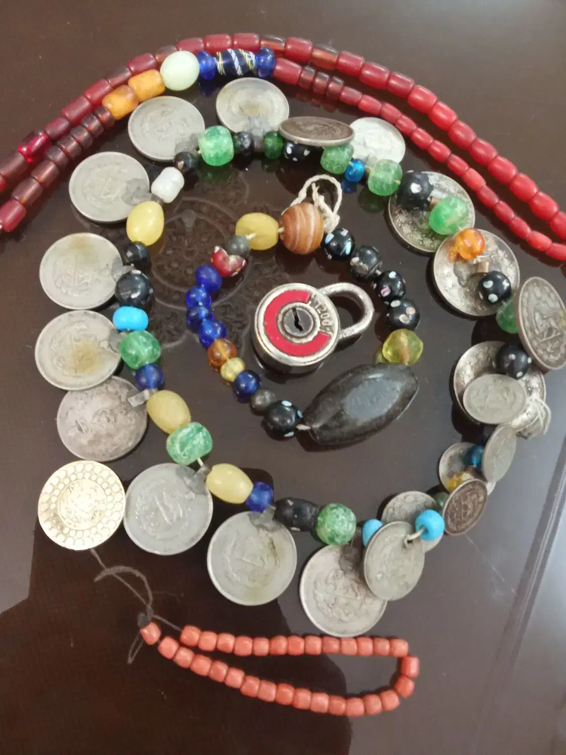 سنگ های قیمتی|کلکسیون اشیاء عتیقه|قم, انسجام|دیوار