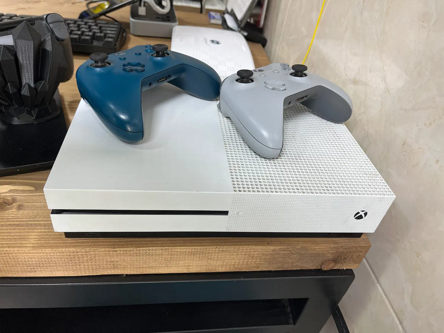 xbox one s|کنسول، بازی ویدئویی و آنلاین|ارومیه, |دیوار