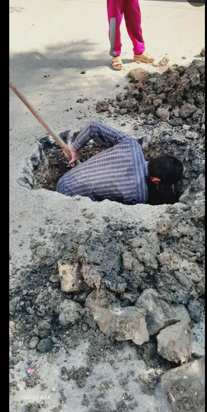 حفاری چاه فاظلاب و تخریب کاری ساختمان با قیمت خوب|خدمات پیشه و مهارت|لردگان, |دیوار