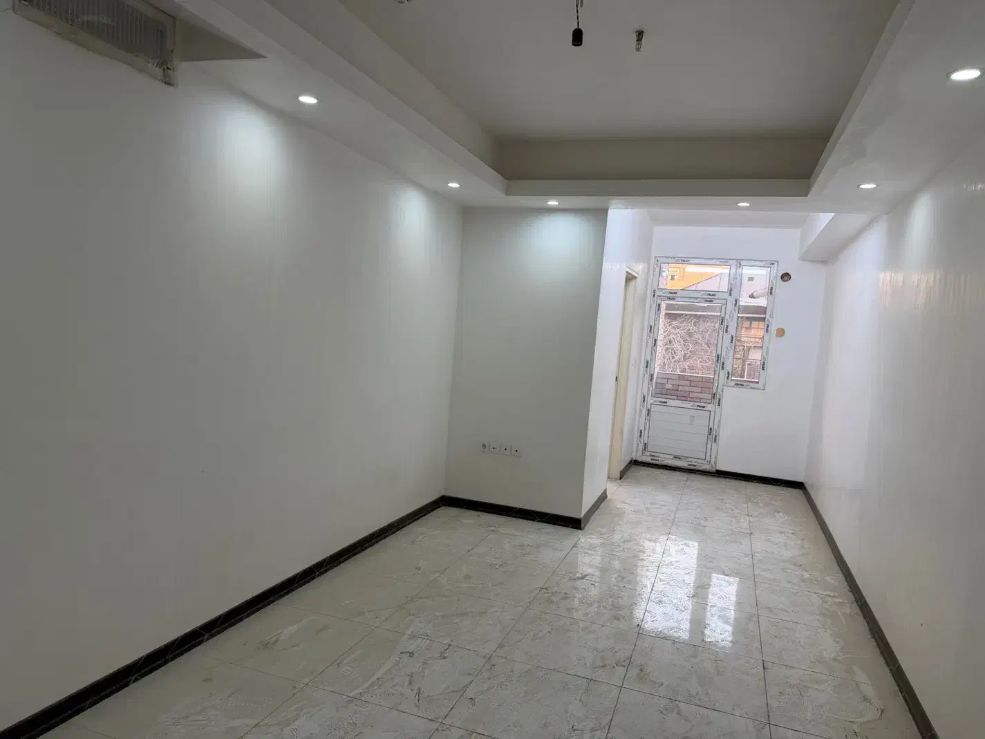 آپارتمان کلید نخورده ۶۳ متری یک خواب