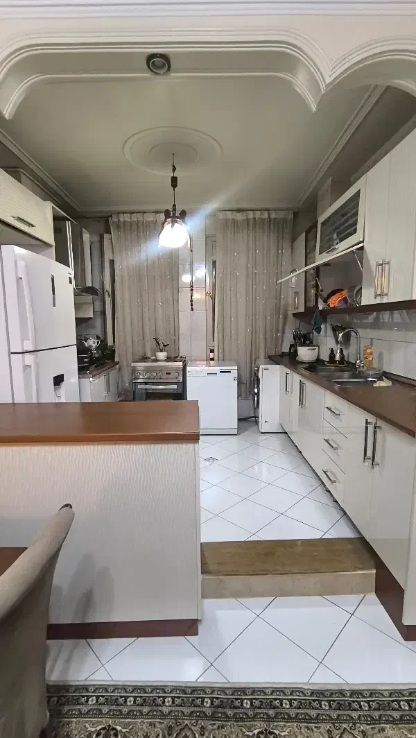 ۷۱ متر ۲ خواب پروانه جنوبی