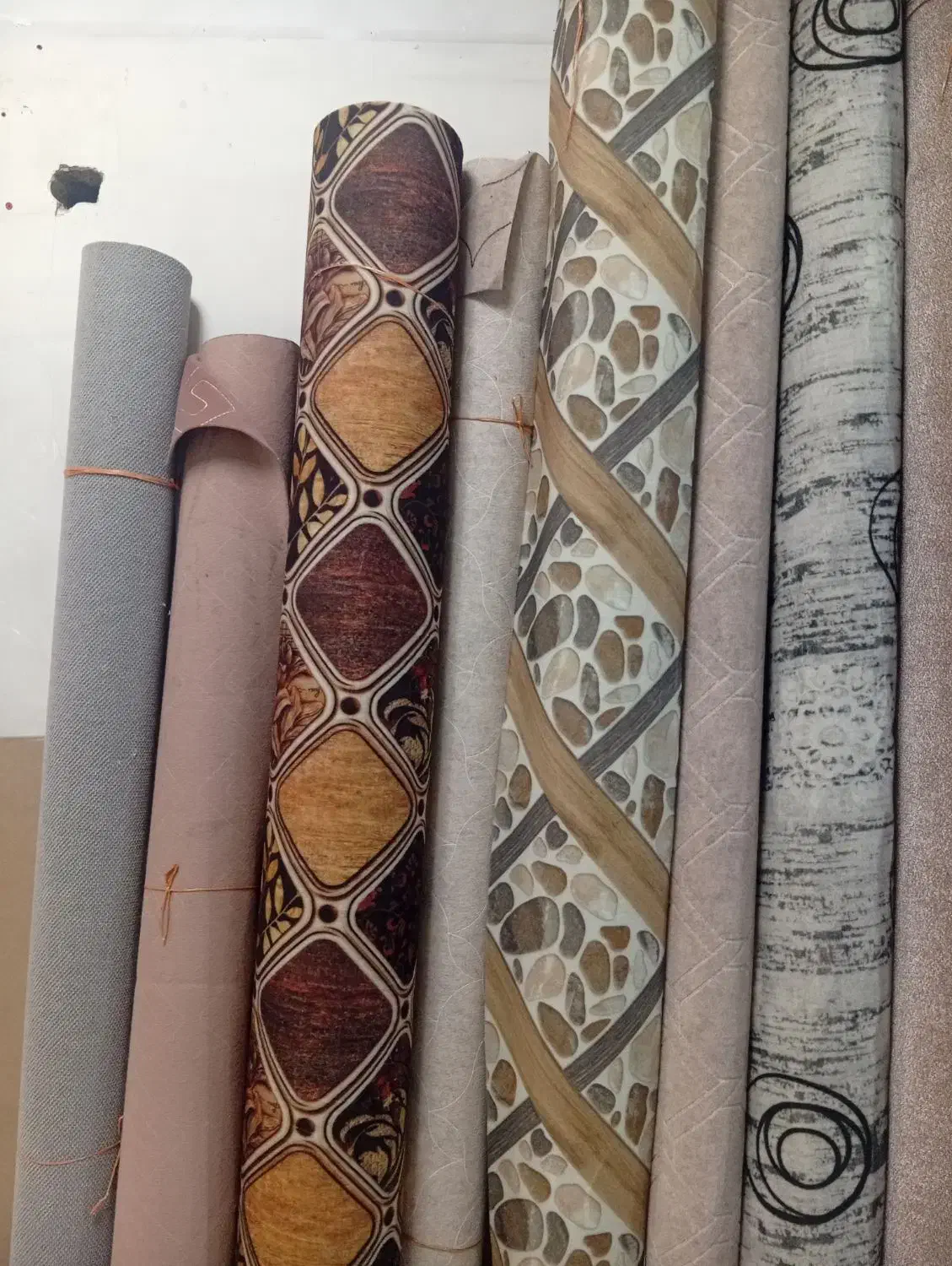 حراج مقداری موکت وگلیم|موکت|قرچک, زیبا شهر|دیوار