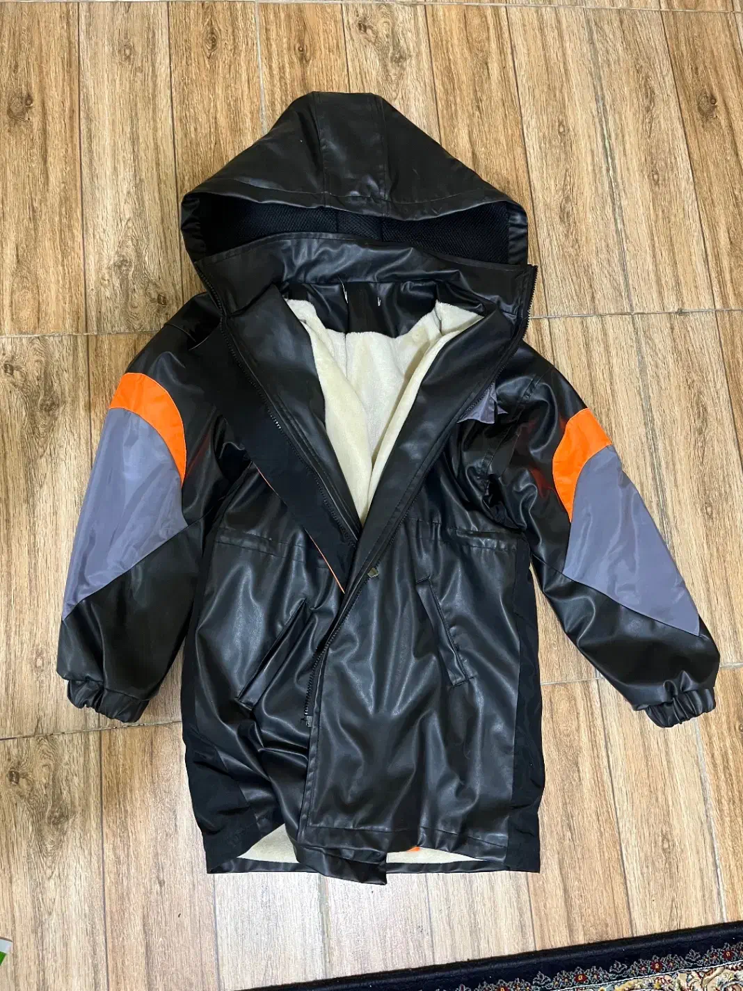 دوتا کاپشن درحد نو دخترانه فری سایز|لباس|قروه, |دیوار