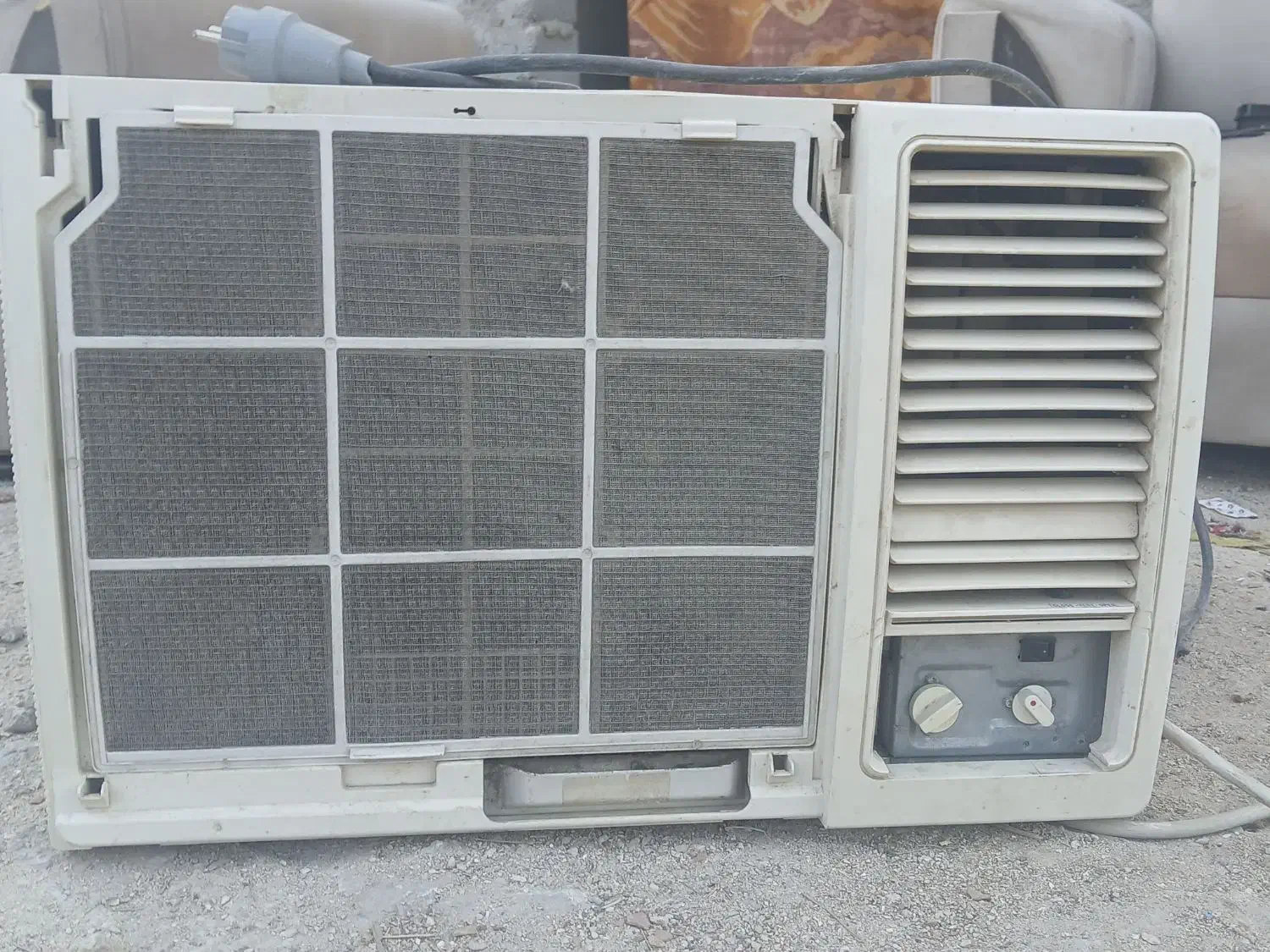 کولر گازی پنجره ای اسپلیت ۱۸۰۰۰ مدل گری gree|کولر گازی و فنکوئل|شیراز, فرگاز|دیوار