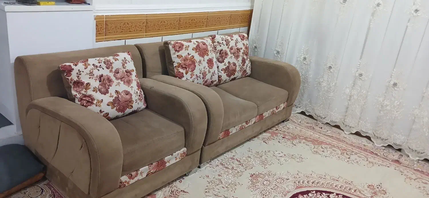 فروش یک دست مبل ۷ نفره|مبلمان خانگی و میز عسلی|رامشیر, |دیوار