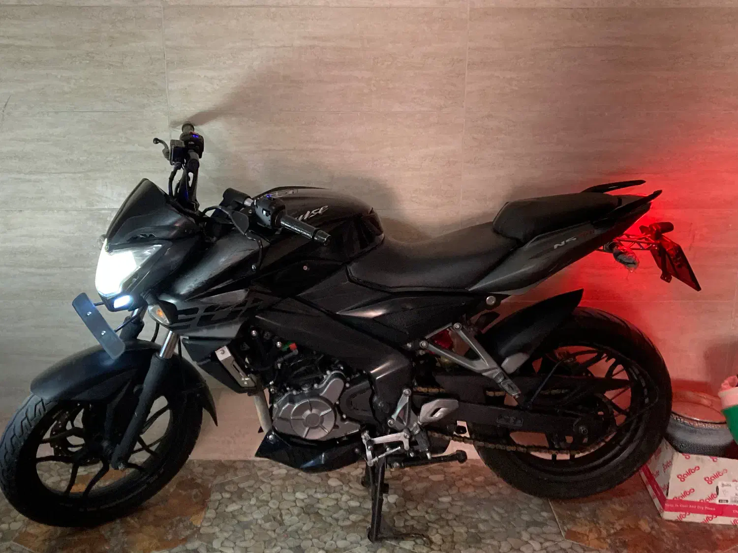 ان اس ۲۰۰ در حد|موتورسیکلت|اسلام‌شهر, شهرک واوان|دیوار