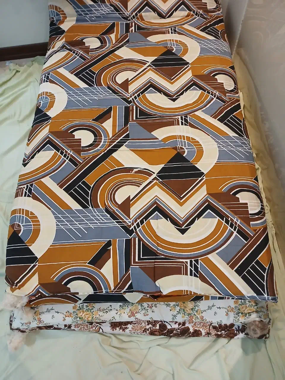 تشک و لحاف و متکا و بالش|رختخواب، بالش، پتو|تهران, امیریه|دیوار