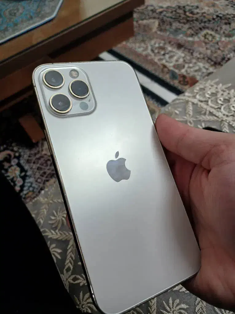 ۱۲پرومکس ۲۵۶ zaa بدون خط وخش باتری ۷۸|موبایل|تهران, نازی‌آباد|دیوار