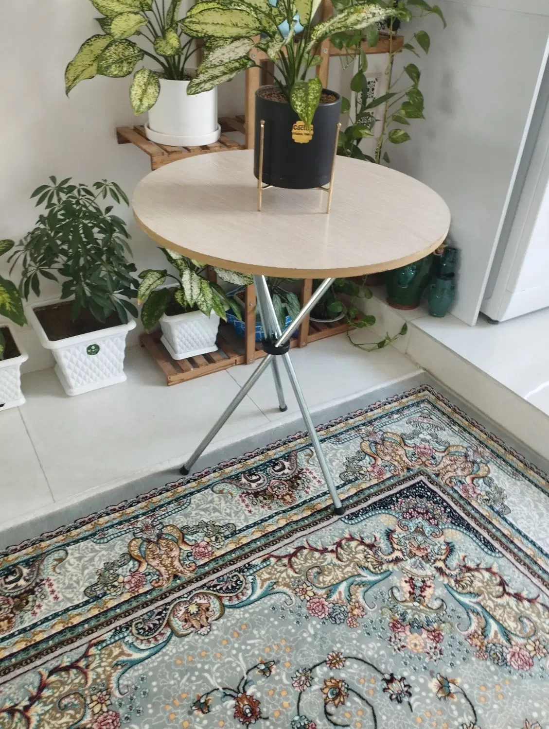 میزحاطره|میز تلفن|سنندج, |دیوار
