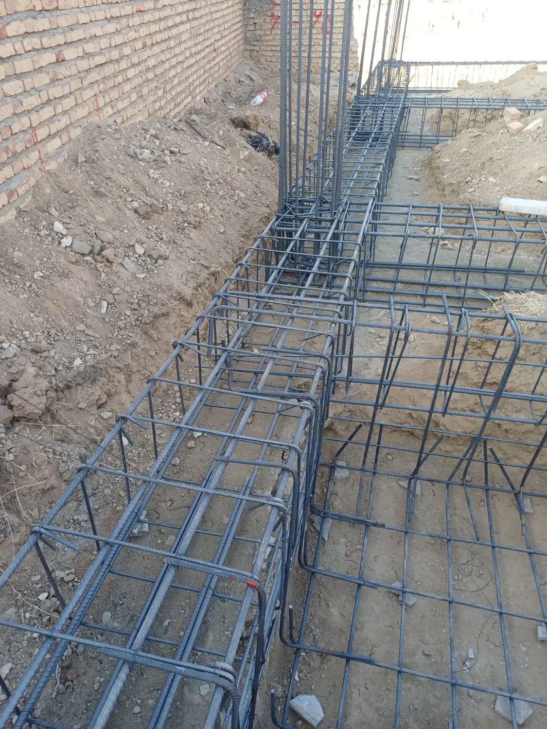 اجرای اسکلت و استخر و آرماتور بندی وقالب بندی|خدمات پیشه و مهارت|تبریز, |دیوار