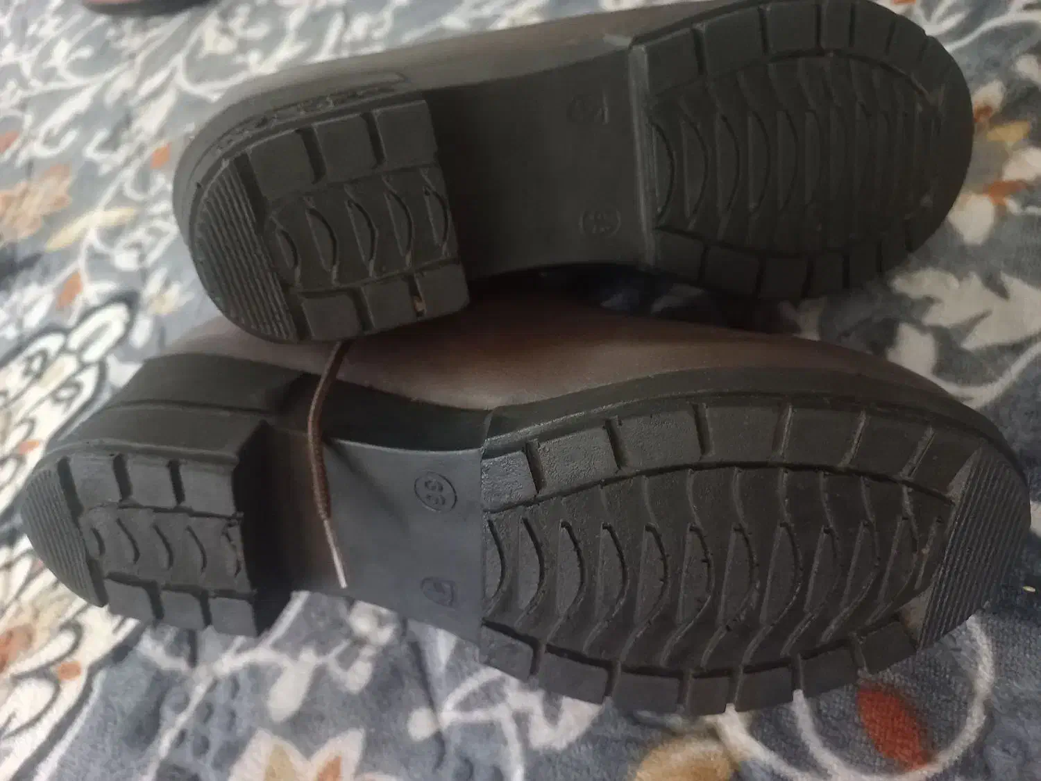 کفش سایز۳۶|کیف، کفش، کمربند|نی‌ریز, |دیوار