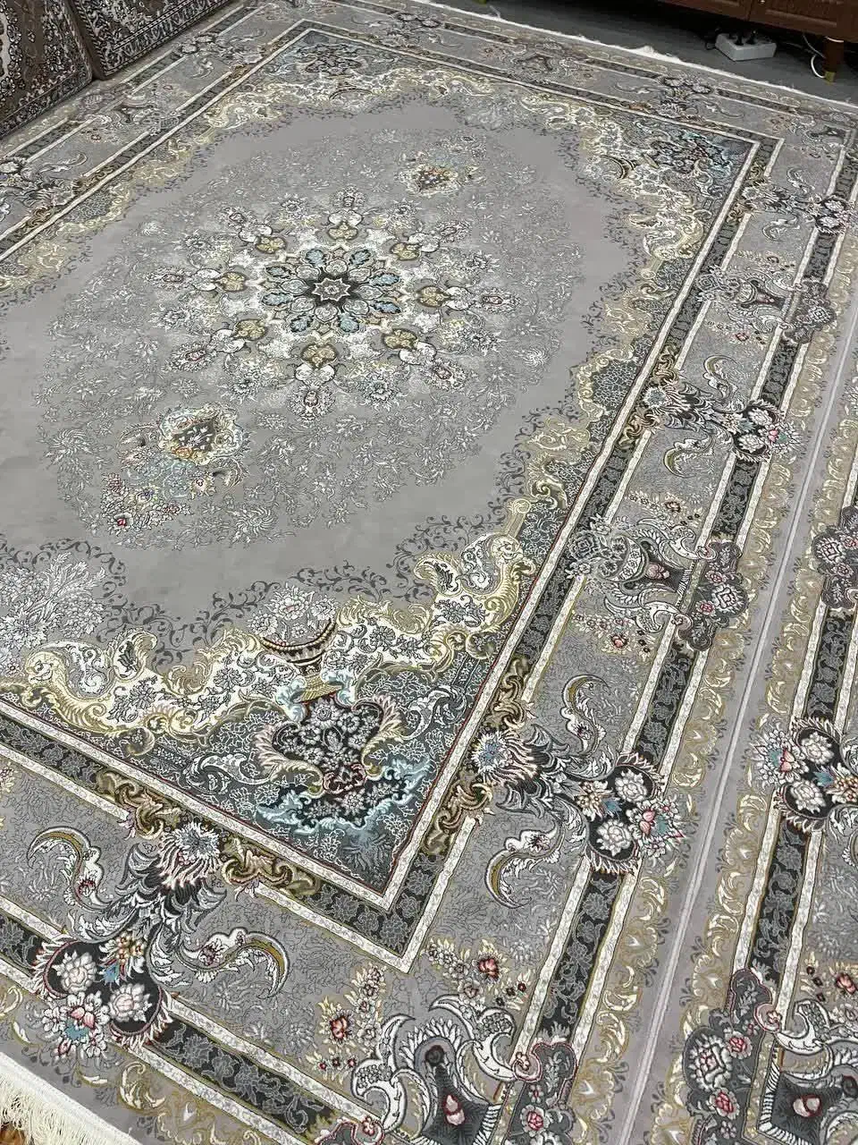 فرش ماشینی  ۹ متری|فرش|فردیس, شهرک شهید حسینی|دیوار