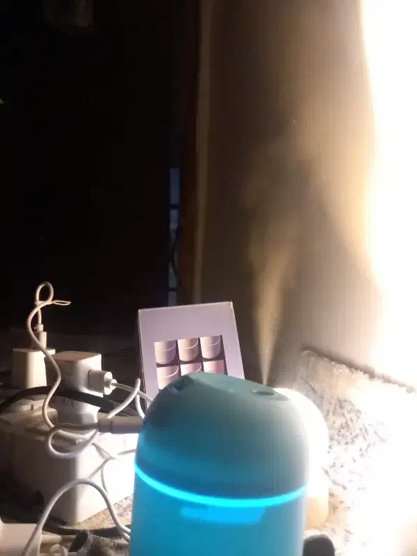 دستگاه بخور سرد|پنکه و تصفیه‌کنندهٔ هوا|میانه, |دیوار