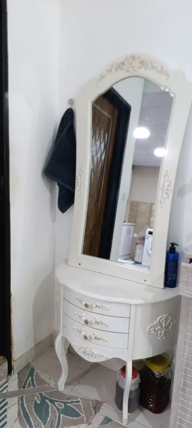 میز تلویزیون و آینه و کنسول|میز تلویزیون|جم, |دیوار