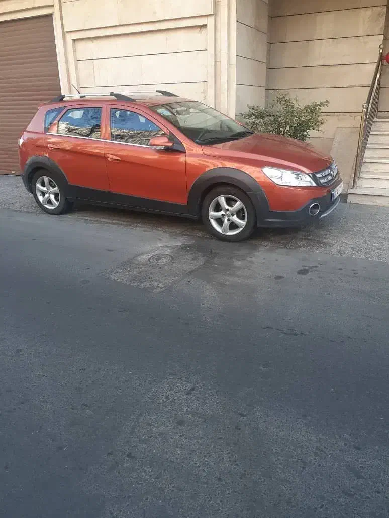 اچ سی کراس|خودرو سواری و وانت|تهران, قیطریه|دیوار