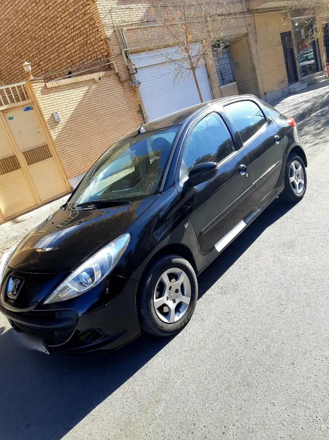 ۲۰۷مدل ۴۰۲ سقف فلز|خودرو سواری و وانت|رفسنجان, |دیوار