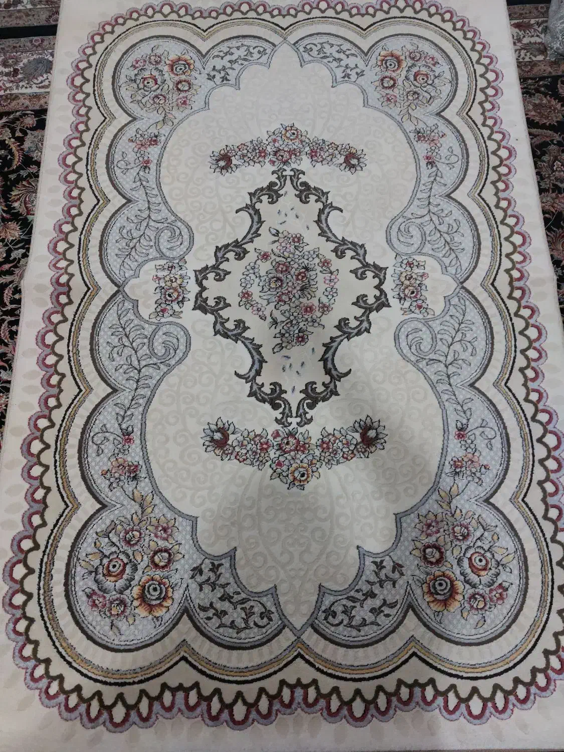 گلیم فرش ۴متری درحدنو|گلیم، جاجیم، گبه|شهرکرد, |دیوار