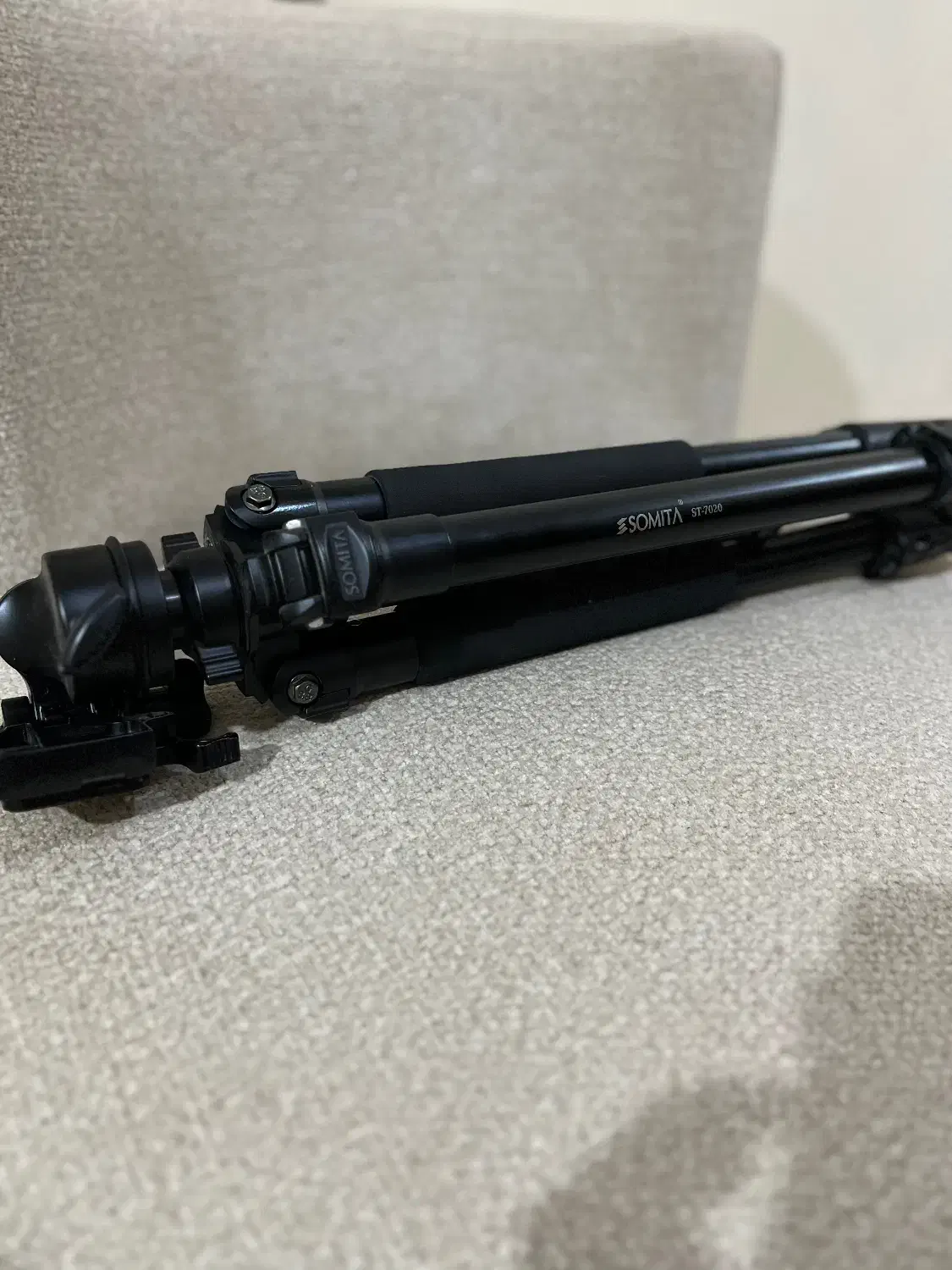 دوربین عکاسی canon 750D|دوربین عکاسی و فیلم‌برداری|آبادان, |دیوار