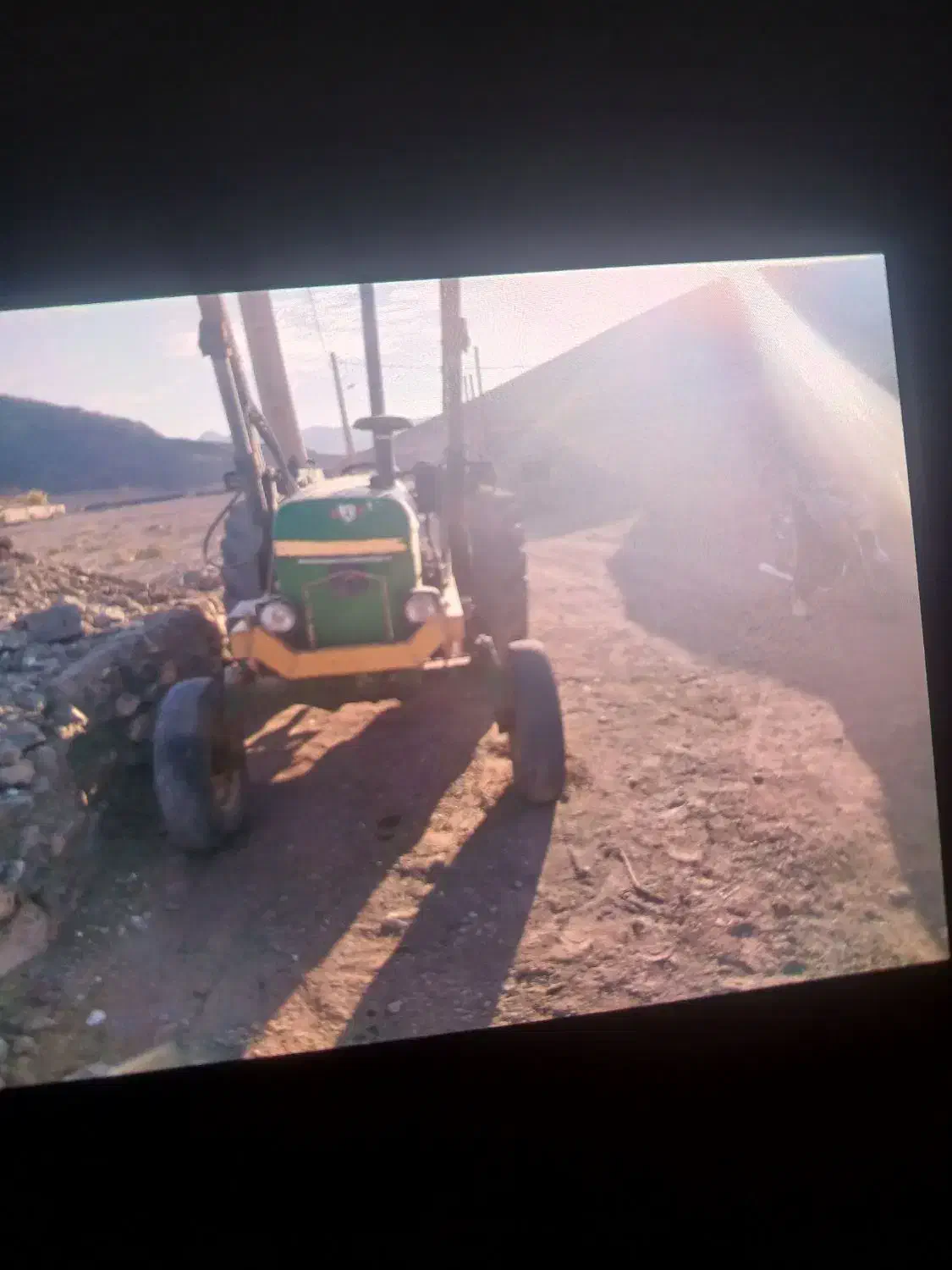 تراکتور جاندیر ۲۰۴۰|خودرو سنگین|زاویه, |دیوار