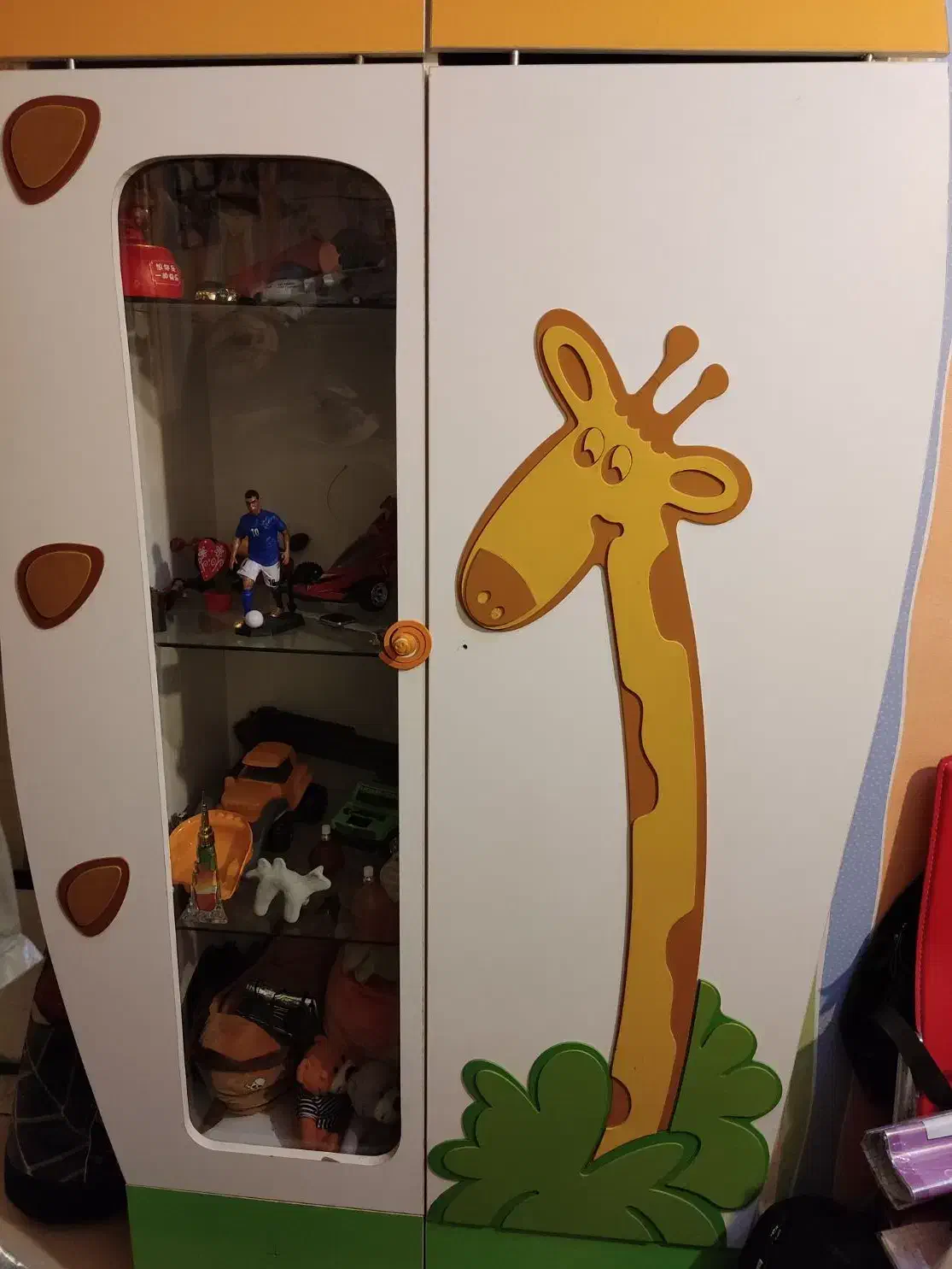 تخت خواب و کمد|اسباب و اثاث بچه|تهران, امیریه|دیوار