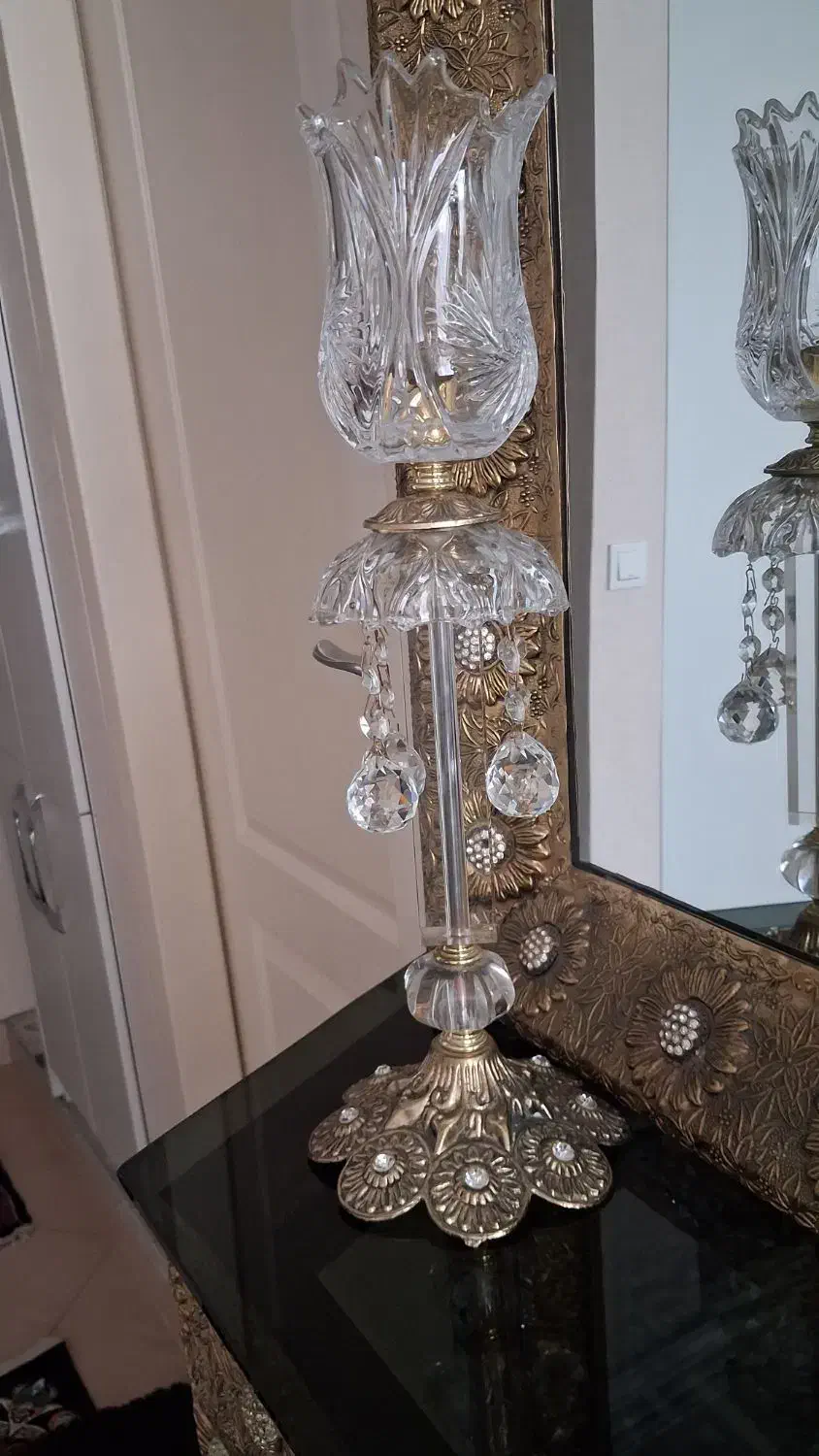 لاله کریستال پایه برنز|صنایع دستی و سایر لوازم تزئینی|ری, دولت‌آباد|دیوار