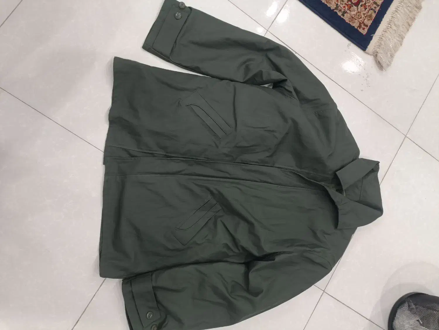 اورکت سبز|لباس|شوشتر, |دیوار