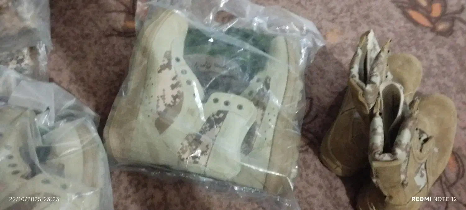 لباس و آور کت و گرمکن نظامی و ....|لباس|زابل, |دیوار